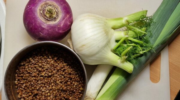 Recette de soupe lentilles et légumes d’hiver
